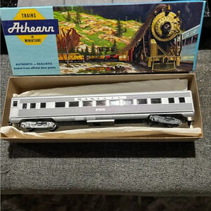 Athearn 1791 Santa Fe Streamline Diner 606 HO Scale Train Assembled Kit